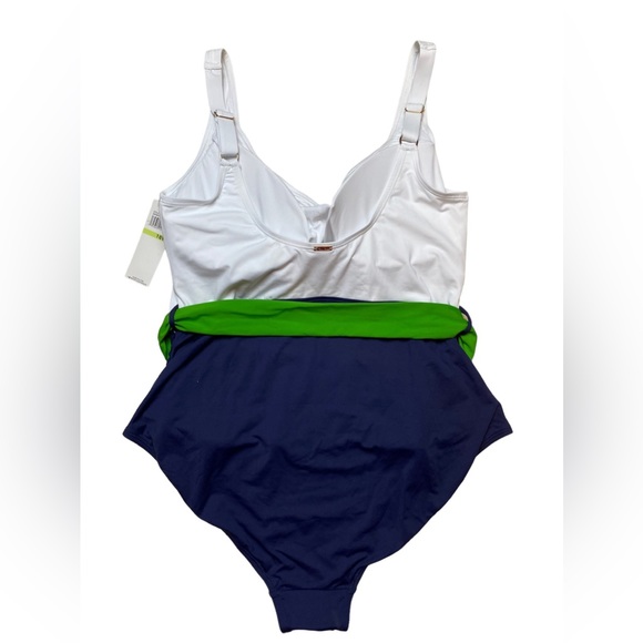 Anne Cole scoop neck belted white navy swimsuit - size 18 - Picture 5 of 10